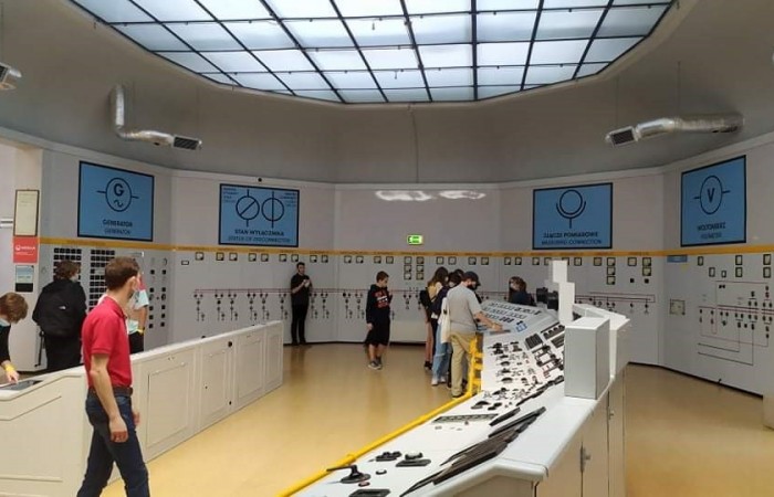 received_981505135935386